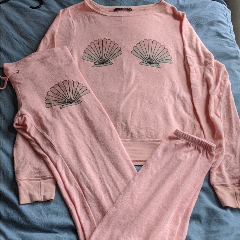 Wildfox Seashell Set Sweatshirt and Bottoms
